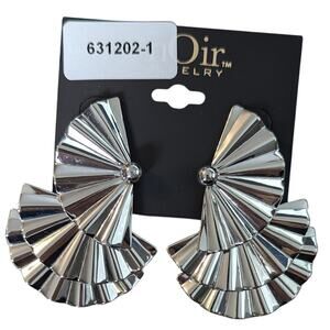 nOir Chunky Silver Tone Shell Earrings Fashion Statement Jewelry